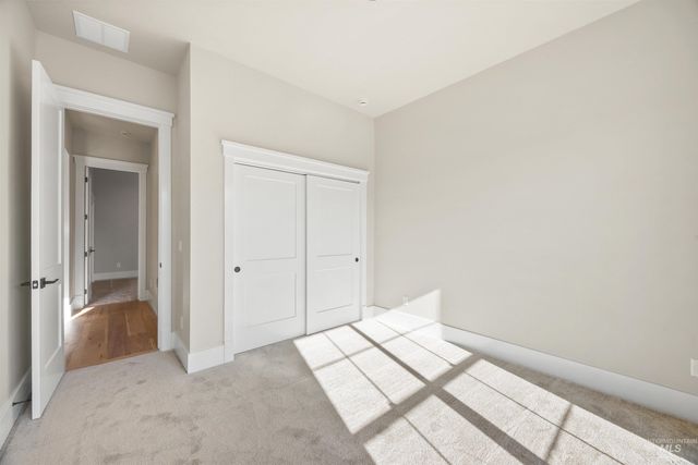 1126 E Crescendo St, Meridian, ID 83642