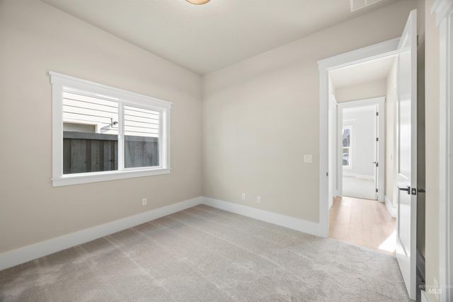 1126 E Crescendo St, Meridian, ID 83642