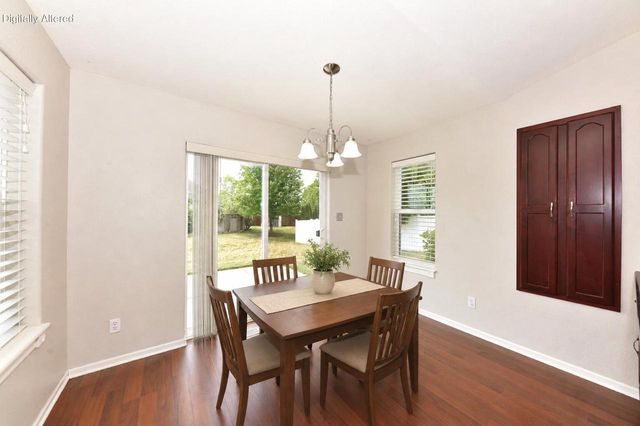 507 Sand DRIVE, West Bend, WI 53095