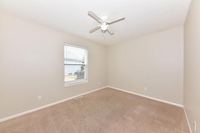 507 Sand DRIVE, West Bend, WI 53095