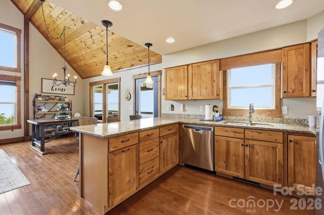 946, 140, 83 Honeysuckle Ridge, Almond, NC 28702