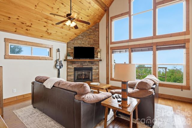 946, 140, 83 Honeysuckle Ridge, Almond, NC 28702
