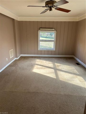 4932 Sylvanglade Road, Mcleansville, NC 27301