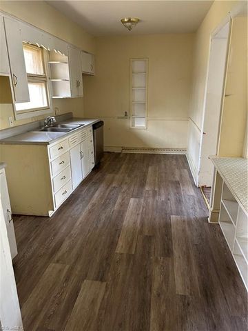 4932 Sylvanglade Road, Mcleansville, NC 27301