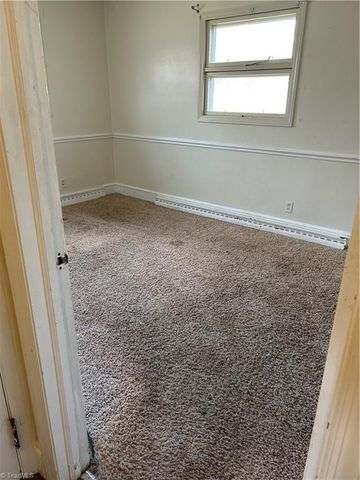 4932 Sylvanglade Road, Mcleansville, NC 27301