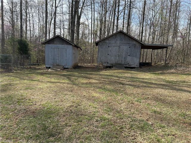 4932 Sylvanglade Road, Mcleansville, NC 27301