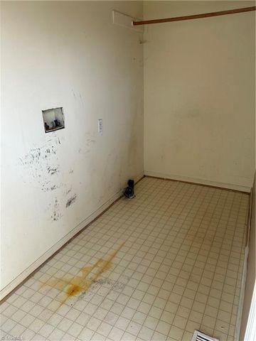 4932 Sylvanglade Road, Mcleansville, NC 27301