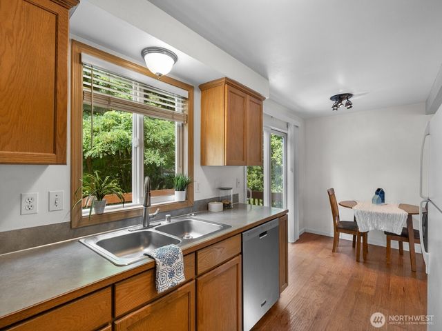 5613 Grove Street, Marysville, WA 98270