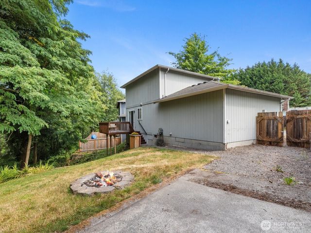 5613 Grove Street, Marysville, WA 98270