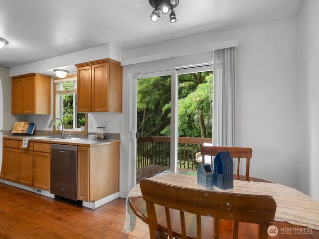 5613 Grove Street, Marysville, WA 98270