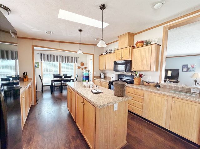 137 York Rd, Cranberry Twp, PA 16066