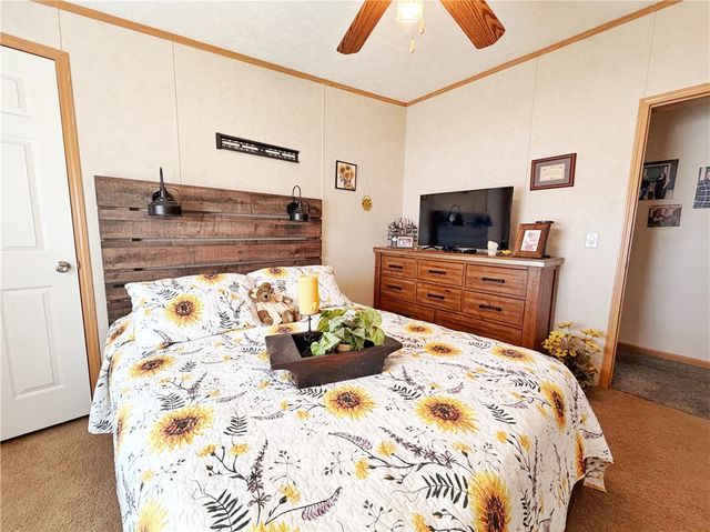 137 York Rd, Cranberry Twp, PA 16066