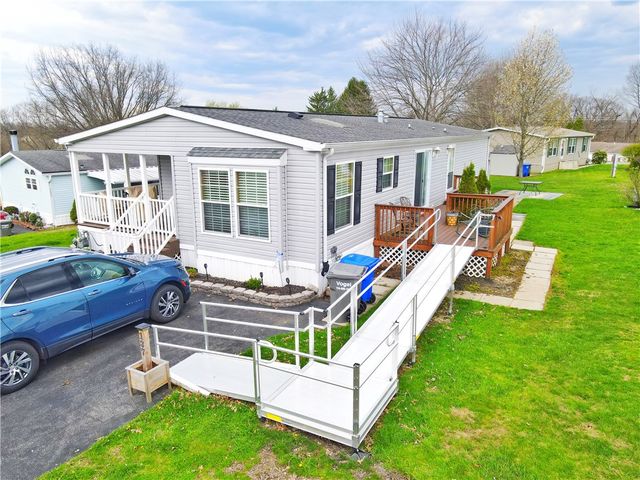137 York Rd, Cranberry Twp, PA 16066