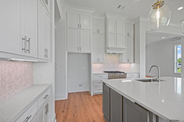 4451 Camargue Avenue, Baton Rouge, LA 70820