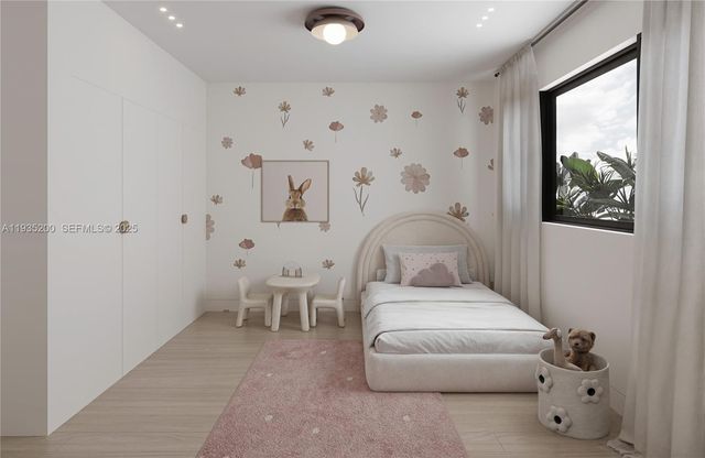 9148 Carlyle Ave, Surfside, FL 33154