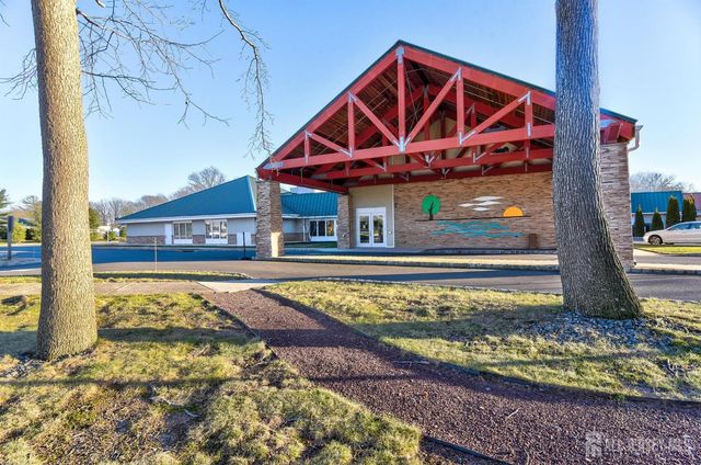 368-C Metuchen Drive, Monroe, NJ 08831