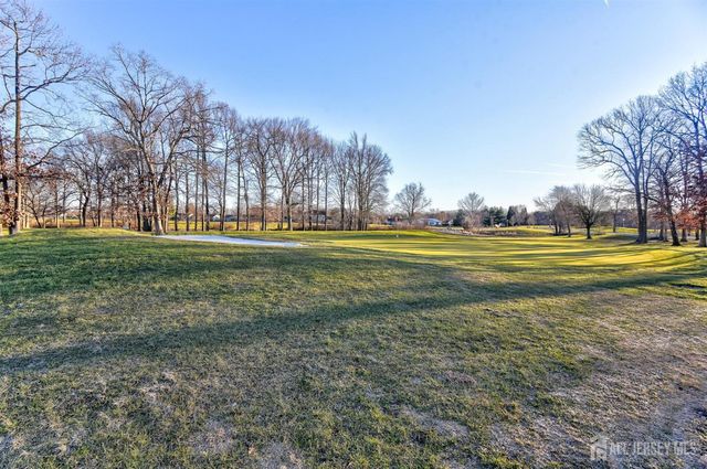 368-C Metuchen Drive, Monroe, NJ 08831