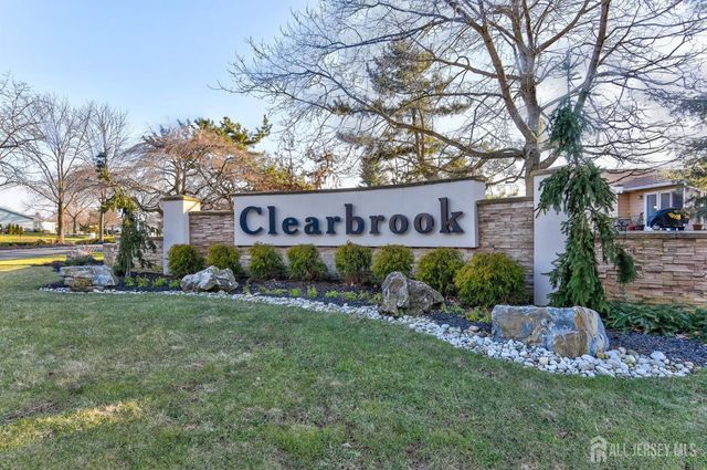 368-C Metuchen Drive, Monroe, NJ 08831