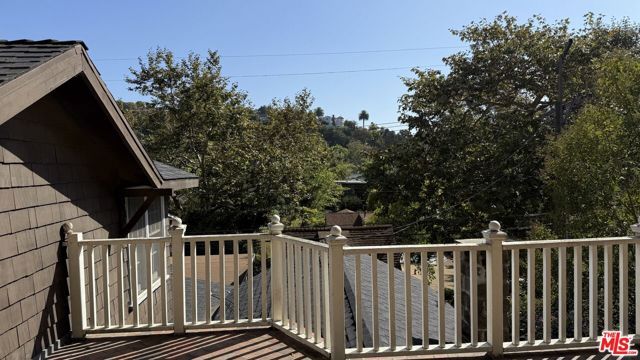 425 Hillside Lane, Santa Monica, CA 90402