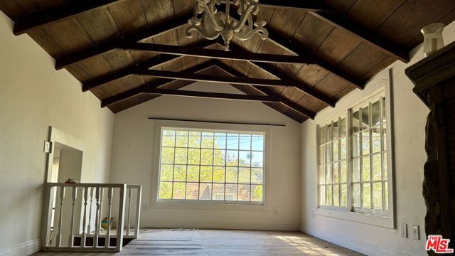 425 Hillside Lane, Santa Monica, CA 90402