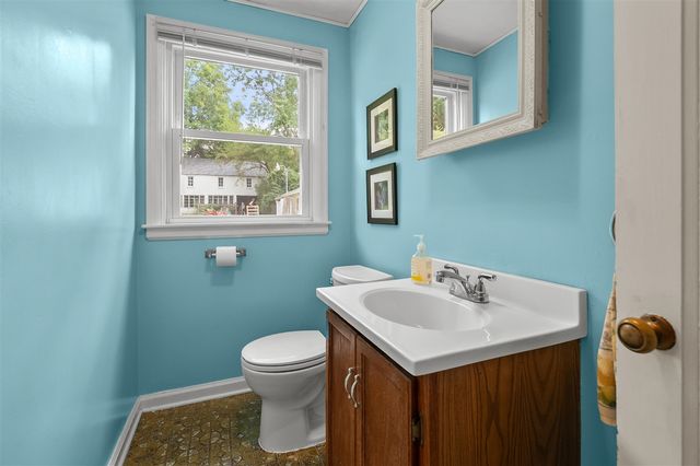 5048 N Riverview Drive, Kalamazoo, MI 49004