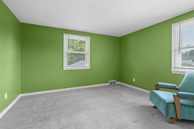 5048 N Riverview Drive, Kalamazoo, MI 49004