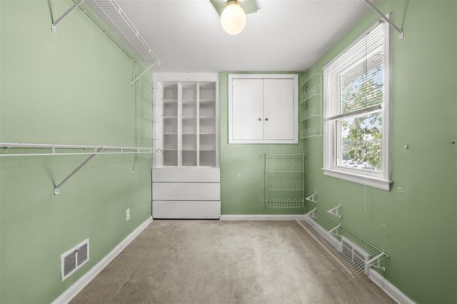5048 N Riverview Drive, Kalamazoo, MI 49004