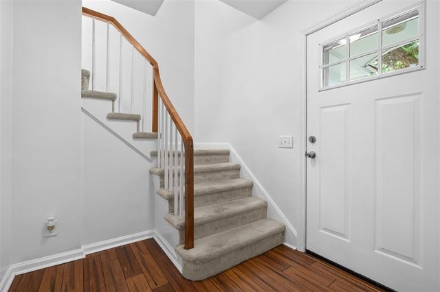 5048 N Riverview Drive, Kalamazoo, MI 49004