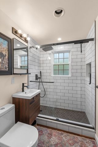 15 Oak View Ave, Salem, MA 01970