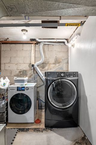 15 Oak View Ave, Salem, MA 01970