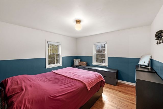 15 Oak View Ave, Salem, MA 01970