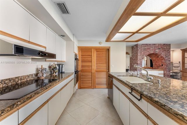 11101 NW 26th Dr, Coral Springs, FL 33065