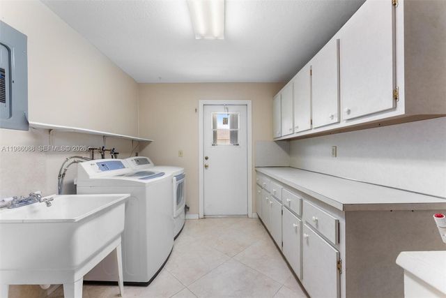 11101 NW 26th Dr, Coral Springs, FL 33065