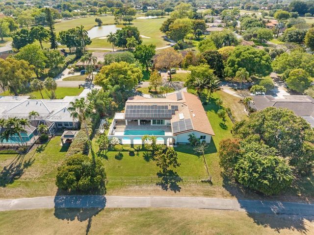 11101 NW 26th Dr, Coral Springs, FL 33065