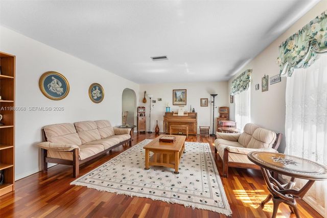 11101 NW 26th Dr, Coral Springs, FL 33065