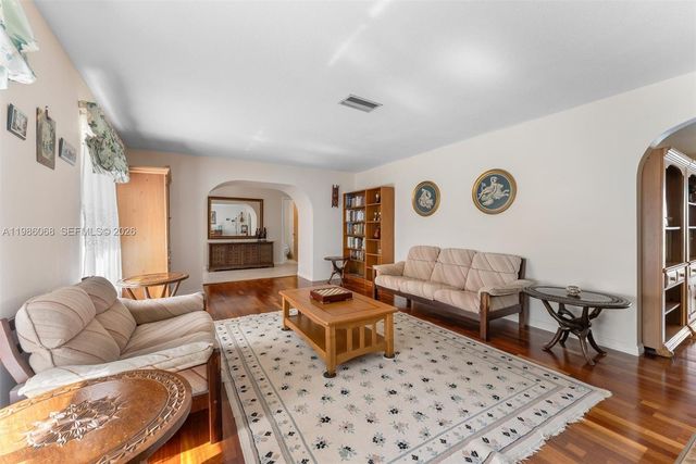 11101 NW 26th Dr, Coral Springs, FL 33065