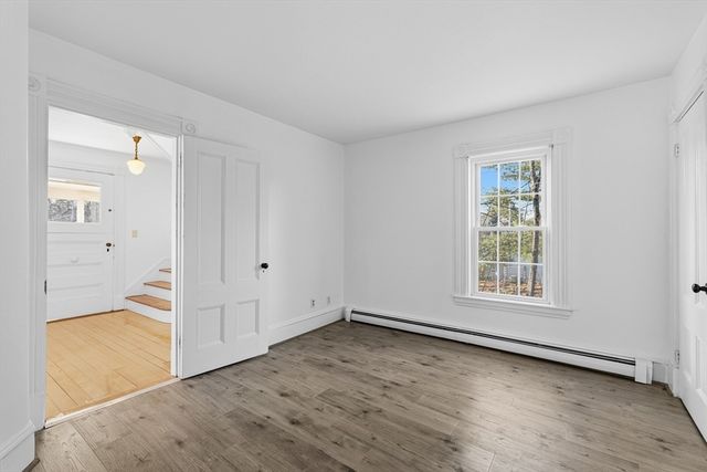 10 Charles St, West Bridgewater, MA 02379