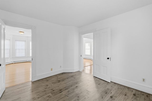 10 Charles St, West Bridgewater, MA 02379