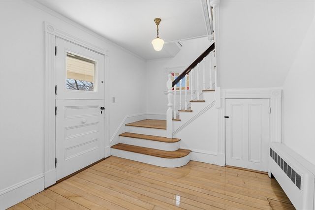 10 Charles St, West Bridgewater, MA 02379