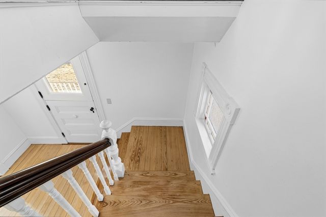 10 Charles St, West Bridgewater, MA 02379