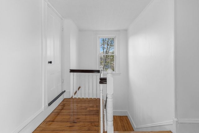 10 Charles St, West Bridgewater, MA 02379