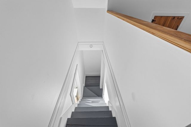 10 Charles St, West Bridgewater, MA 02379