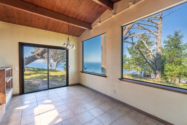 36260 Highway 1, Monterey, CA 93940