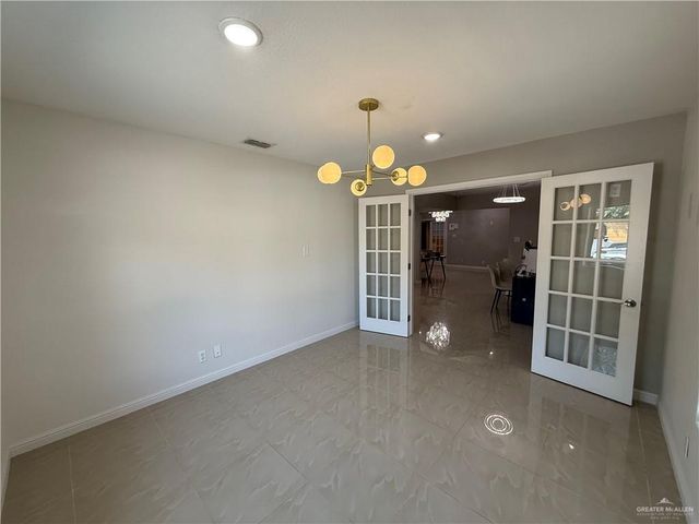 1711 Savannah Avenue, Mcallen, TX 78503