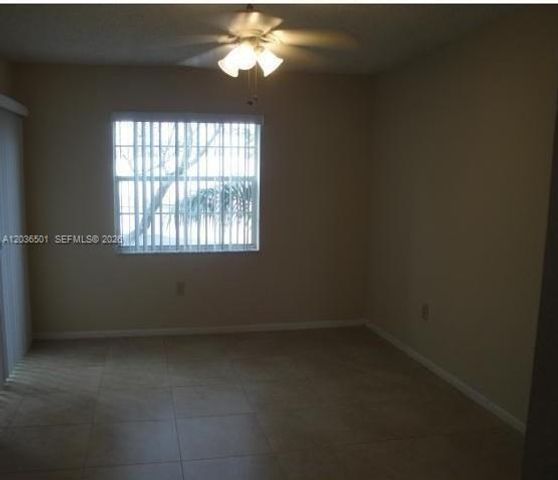2831 N Oakland Forest Dr 208, Oakland Park, FL 33309