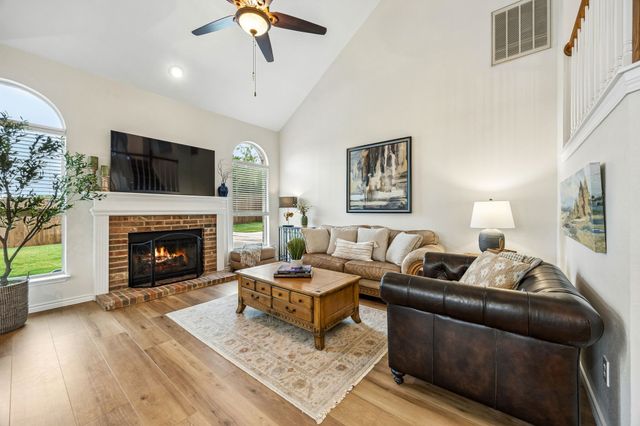 1300 Edgewood Court, Carrollton, TX 75007