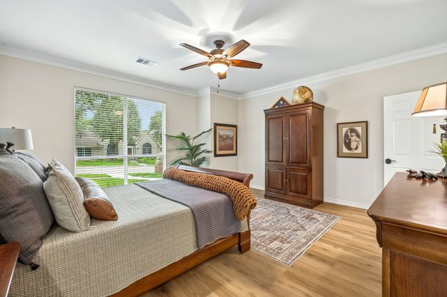 1300 Edgewood Court, Carrollton, TX 75007