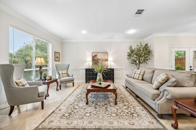1300 Edgewood Court, Carrollton, TX 75007