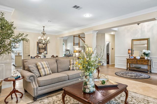1300 Edgewood Court, Carrollton, TX 75007