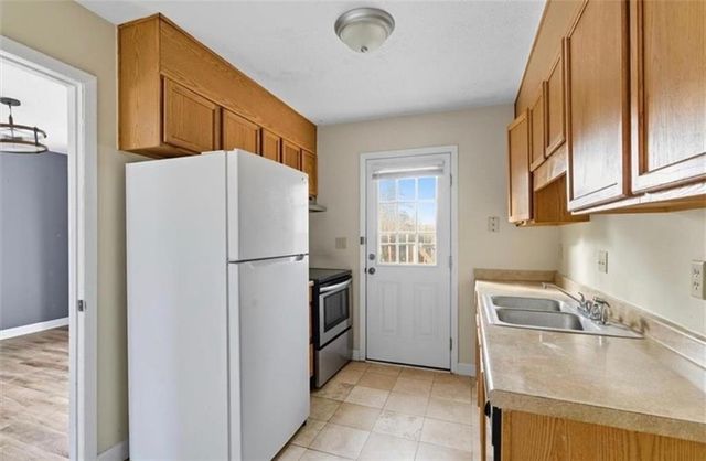 4701 Flat Shoals Road 65A, Union City, GA 30291
